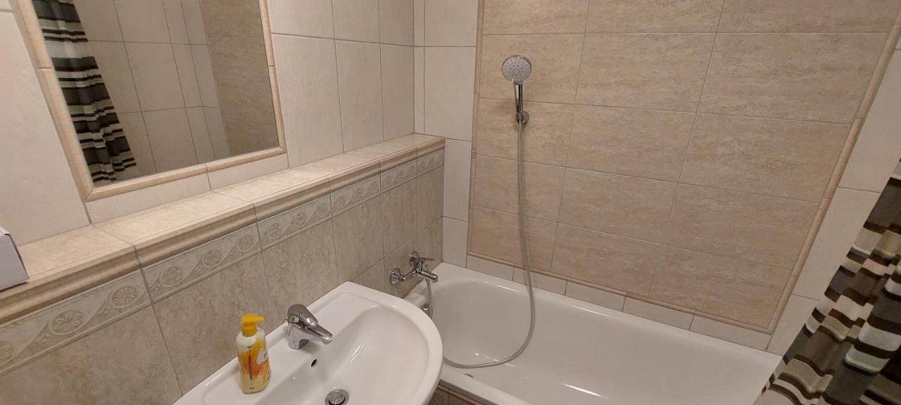 Apartament Siófok Club 218 Wellness Apartman Zewnętrze zdjęcie